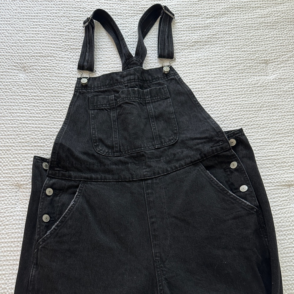 Abercrombie & Fitch: Black Overalls